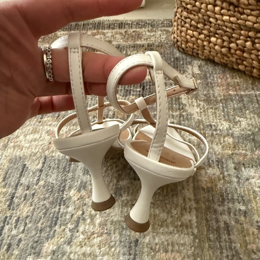 Women's White faux leather Strappy Sandals - Picture 3 of 7